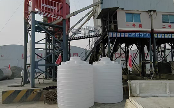 永靖立式运输桶交付案例|全新PE材质 · 多行业适配 · 批量稳定供应 永靖立式运输桶交付案例|全新PE材质 · 多行业适配 · 批量稳定供应